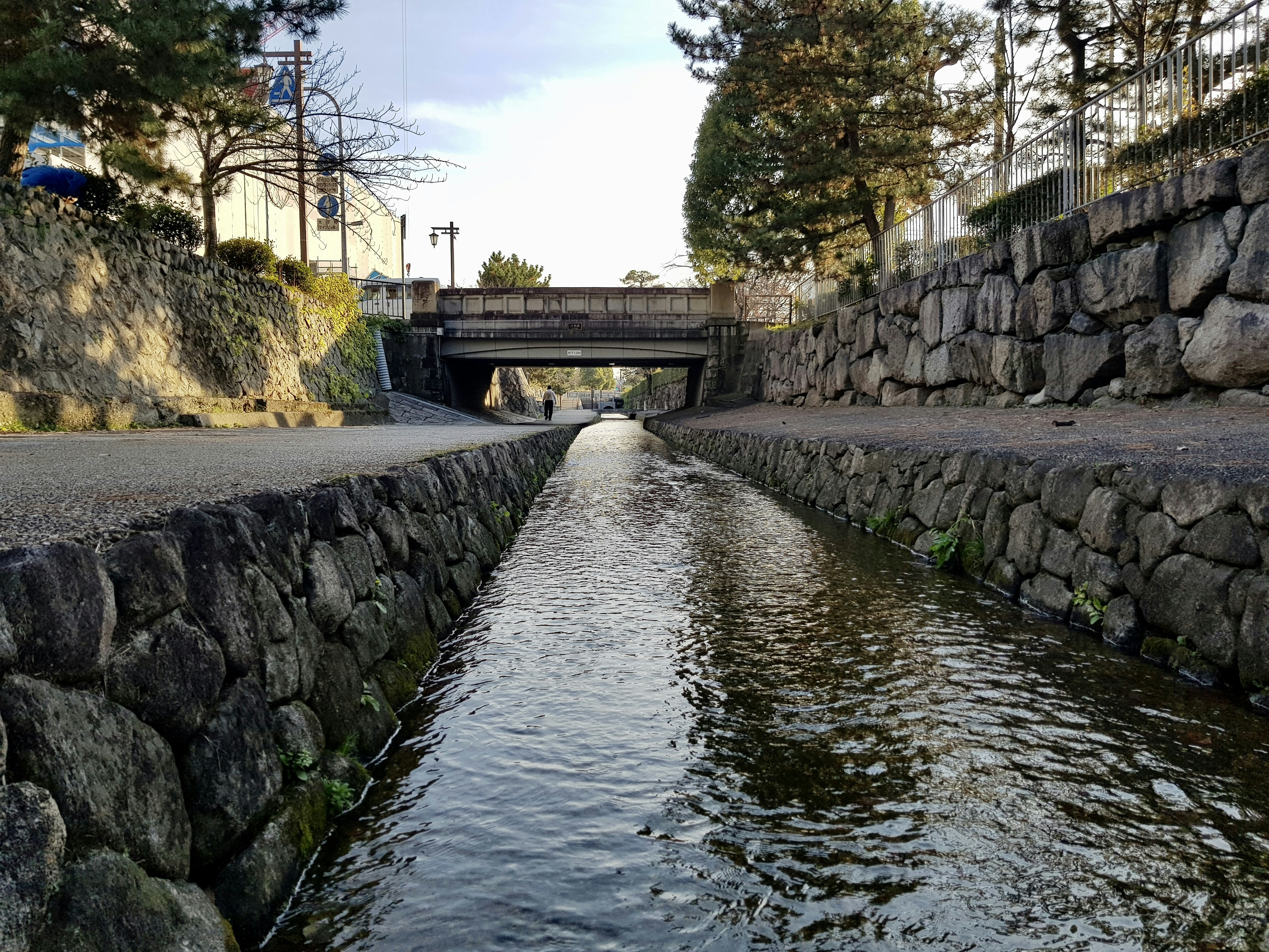 Water canal in front of motorikyu nijo castle, Kyoto Japan. Motorikyu Nijo Castle, 中京区, 京都市, 日本